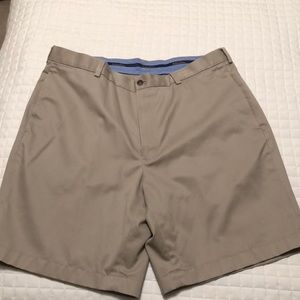 Brooks Brothers Chino Shorts Size 38.